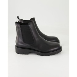 Vagabond Kenova Chelsea Boots in Schwarz