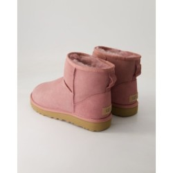 UGG Classic Mini Stiefeletten in Rosa