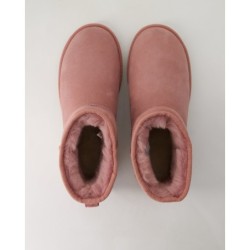 UGG Classic Mini Stiefeletten in Rosa