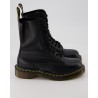 Dr. Martens 1490 Virginia Schnürstiefel in Schwarz