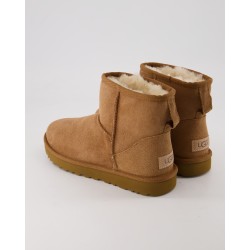 UGG Classic Mini Winterschuhe in Beige