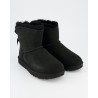 UGG Mini Bailey Bow Winterschuhe in Schwarz