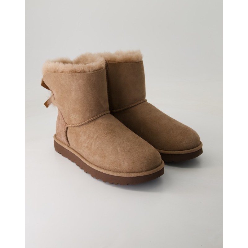 UGG Mini Bailey Bow Winterstiefel in Braun
