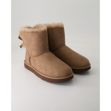 UGG Mini Bailey Bow Winterstiefel in Braun
