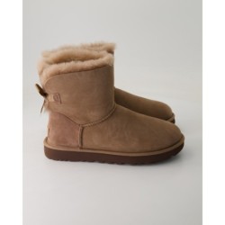UGG Mini Bailey Bow Winterstiefel in Braun