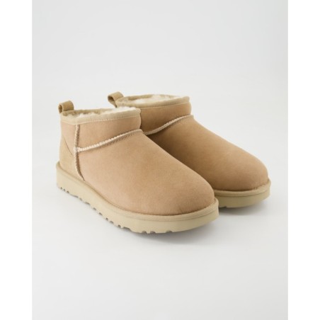 UGG Classic Ultra Mini Winterschuhe in Beige
