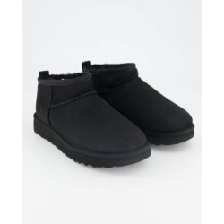 UGG Classic Ultra Mini Winterschuhe in Schwarz