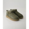 UGG Classic Ultra Mini Stiefeletten in Grün