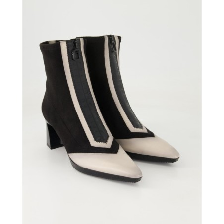 Hispanitas BHI254186 Stiefeletten in Schwarz